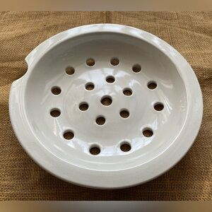 Stoneware Multi-Hole Steamer Plate